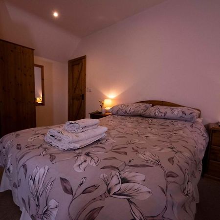 Callington Polhilsa Farm B&B 외부 사진