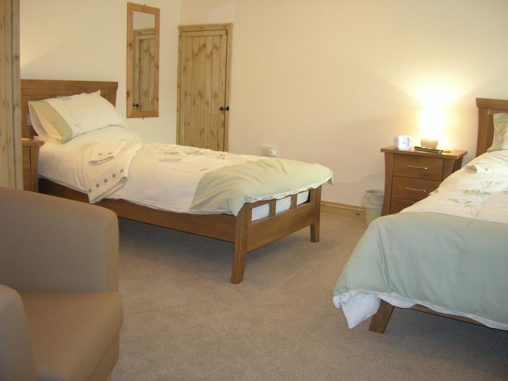 Callington Polhilsa Farm B&B 객실 사진