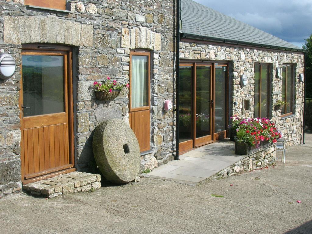Callington Polhilsa Farm B&B 객실 사진